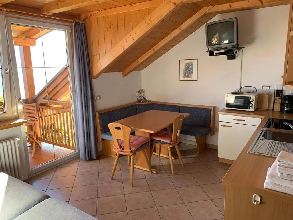 Apartament Santlhof-Chardonnay Cortaccia Zewnętrze zdjęcie